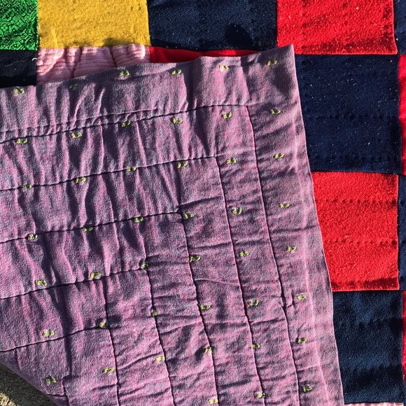 Vintage Hand Sewn Quilt - Picture 3 of 7